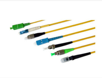 स्थिर और तेज़ FTTH फाइबर ऑप्टिक कॉर्ड पैच -40C से 85C नेटवर्क प्रदर्शन में सुधार के लिए
